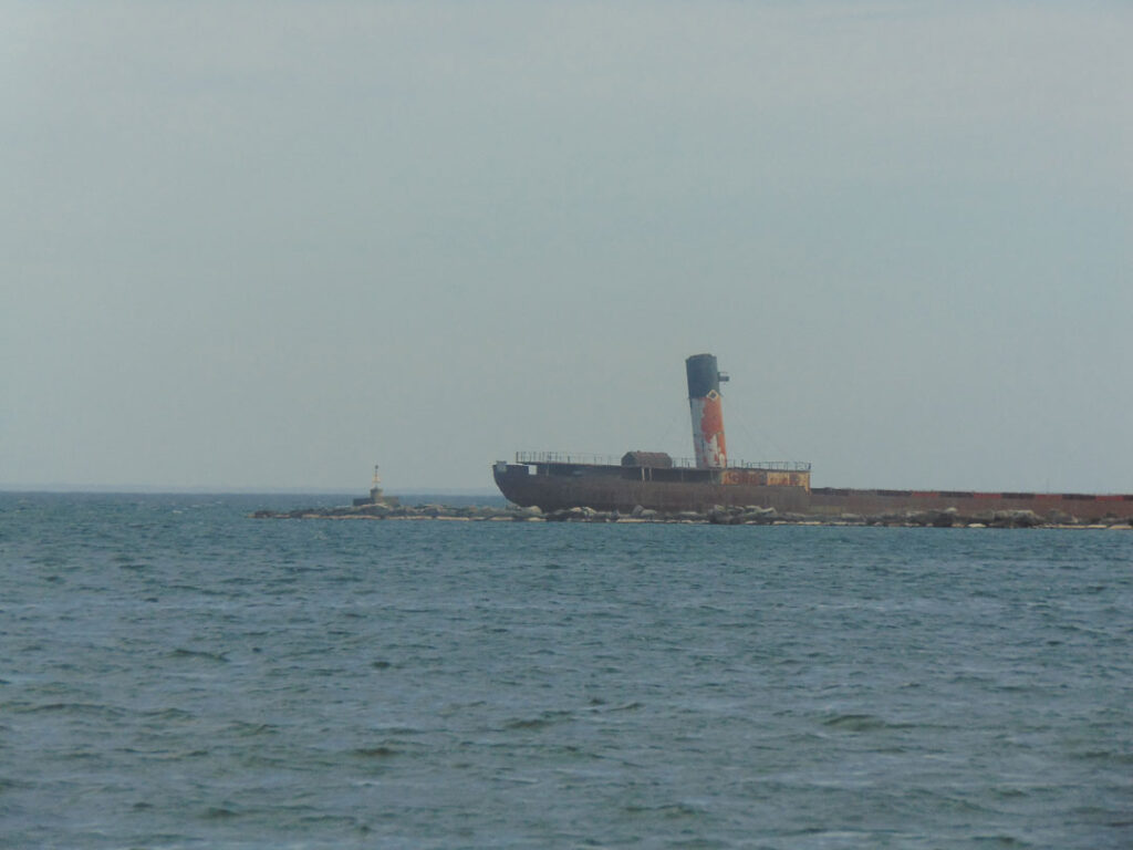 shipwreck at Port Credit, ON